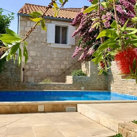 Villa Heritage House Dvor Sutivan