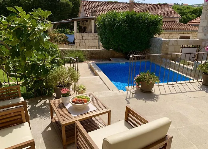 Vila Heritage House Dvor